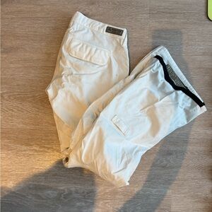 Burton! Super cute low rise snowboard pants (XS) (WHITE) (FAIR CONDITION)